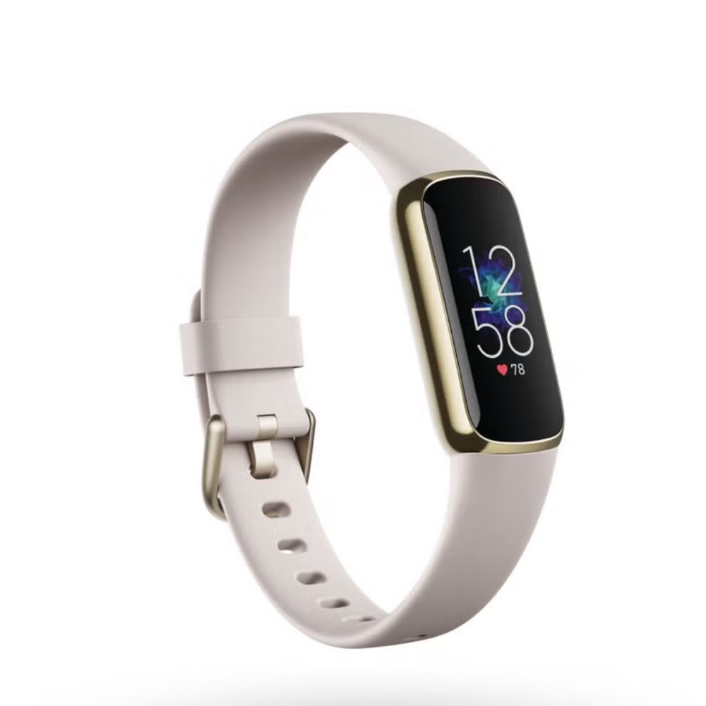 Fitbit Luxe in Lunar White
